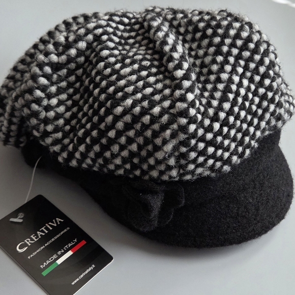 CREATIVA Wool Newsboy Gatsby Hat With Flower main image 5